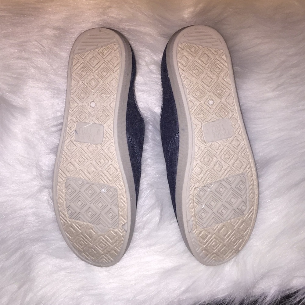 Blue Denim Casual Sneakers (NWOT) - Picture 5 of 6